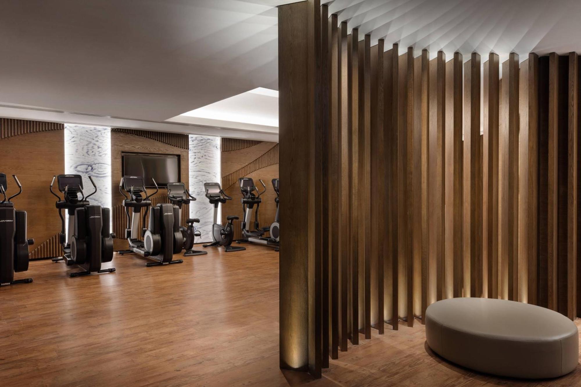 Отель Ocean Park Marriott 5*